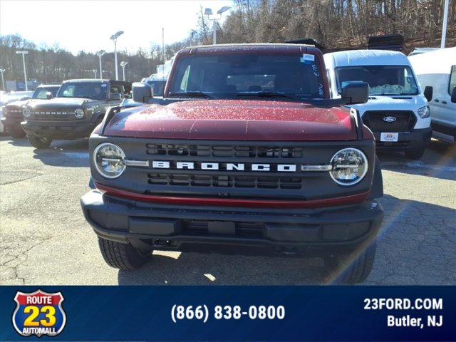 2025 Ford Bronco Big Bend Image 2 of 10