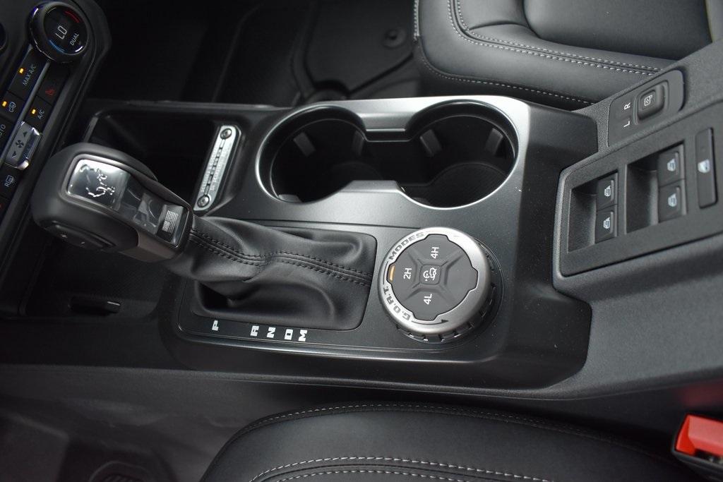 Vehicle image 15 of 22