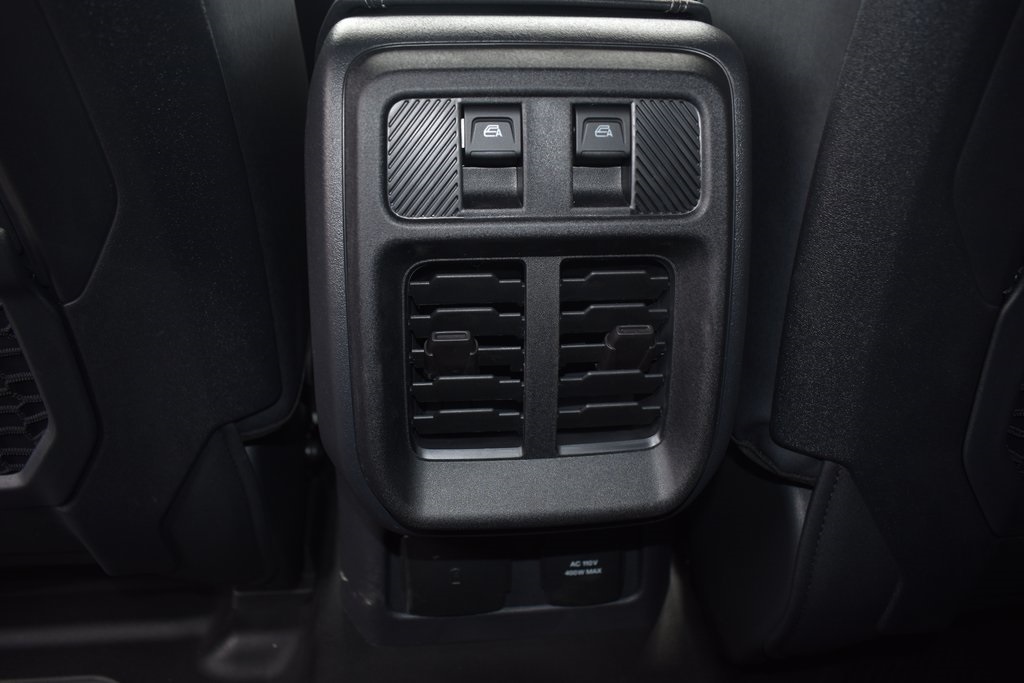 Vehicle image 16 of 22