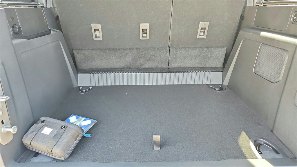 2025 Ford Bronco Outer Banks Image 30 of 35