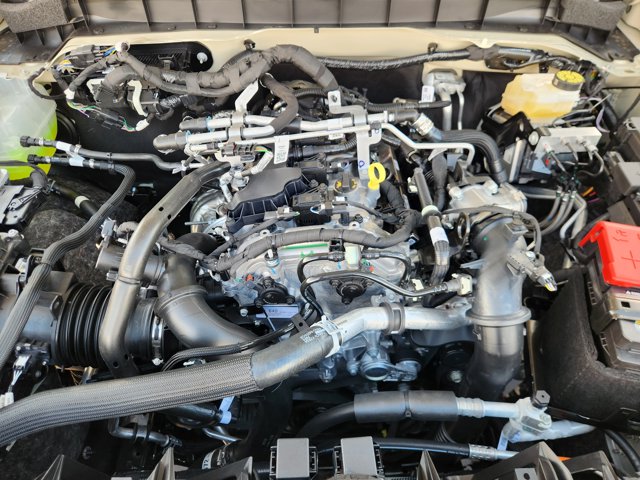 2025 Ford Bronco Outer Banks Image 5 of 22