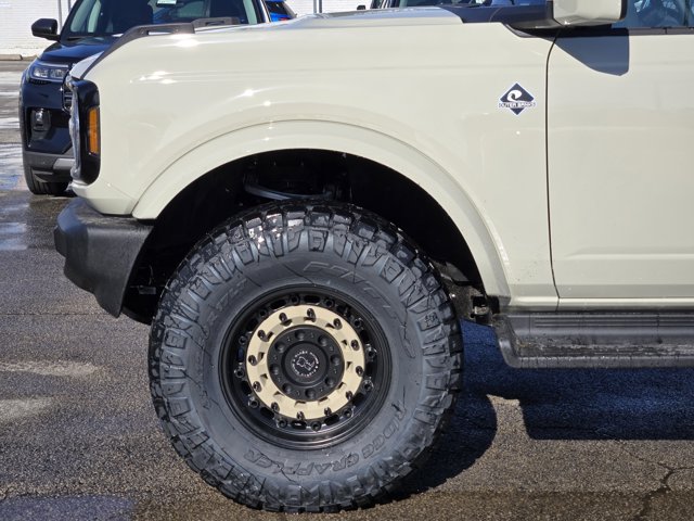 2025 Ford Bronco Outer Banks Image 7 of 22