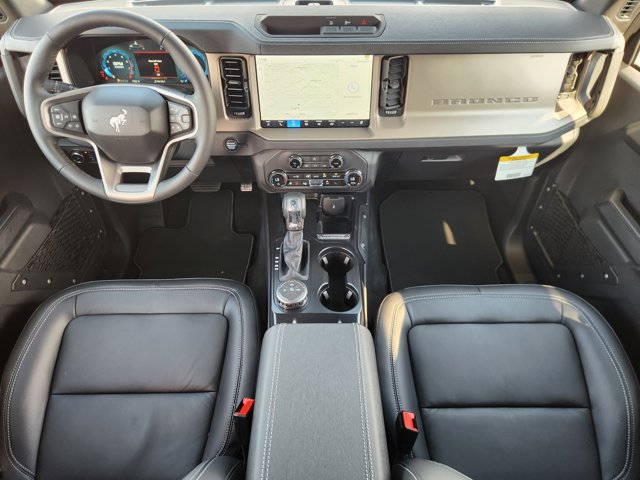 2025 Ford Bronco Outer Banks Image 13 of 22