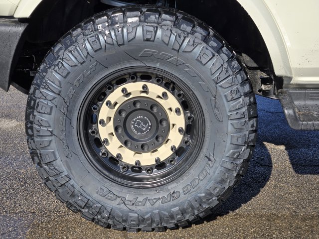 2025 Ford Bronco Outer Banks Image 6 of 22