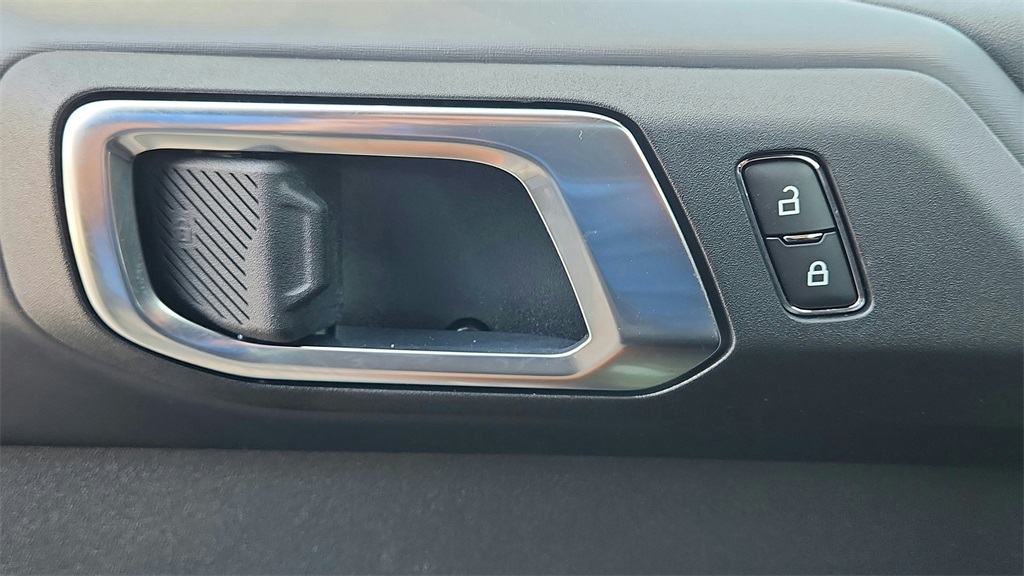 2025 Ford Bronco Outer Banks Image 33 of 36