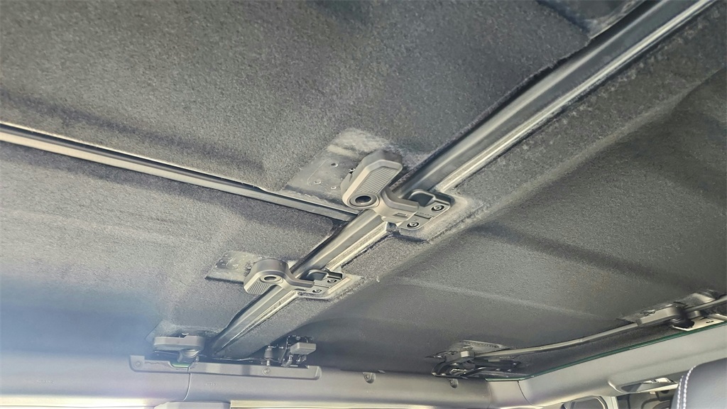 2025 Ford Bronco Outer Banks Image 32 of 36