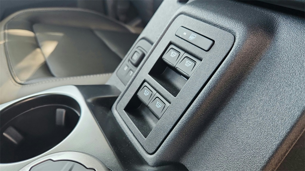 2025 Ford Bronco Outer Banks Image 35 of 36