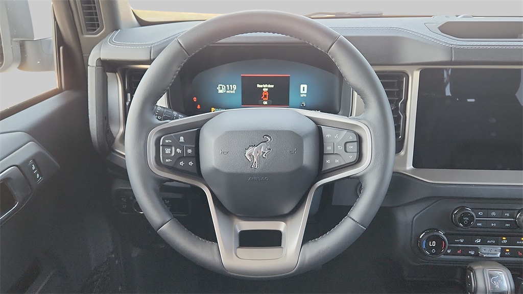 2025 Ford Bronco Outer Banks Image 33 of 36