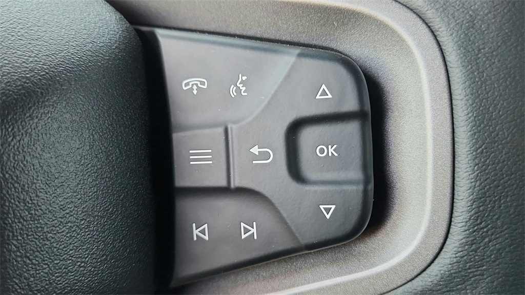 2025 Ford Bronco Outer Banks Image 27 of 36