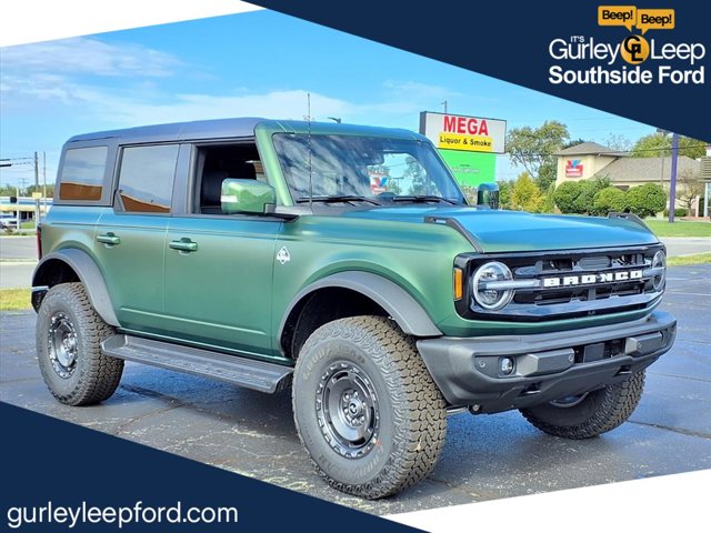 2025 Ford Bronco Outer Banks Image 3 of 23