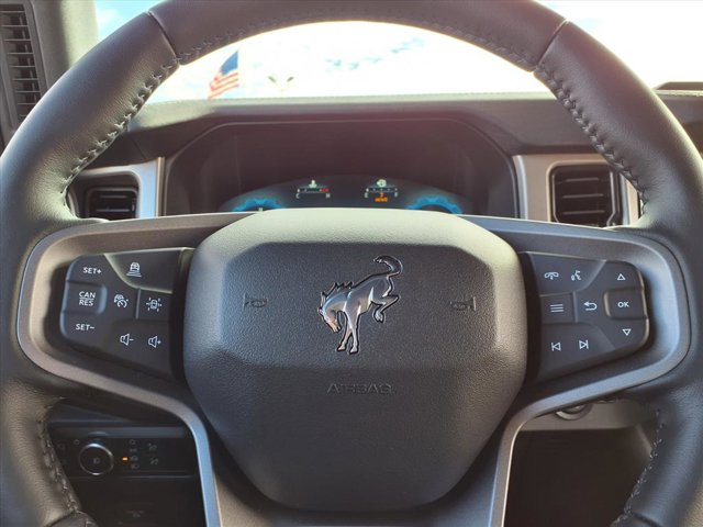2025 Ford Bronco Outer Banks Image 22 of 23