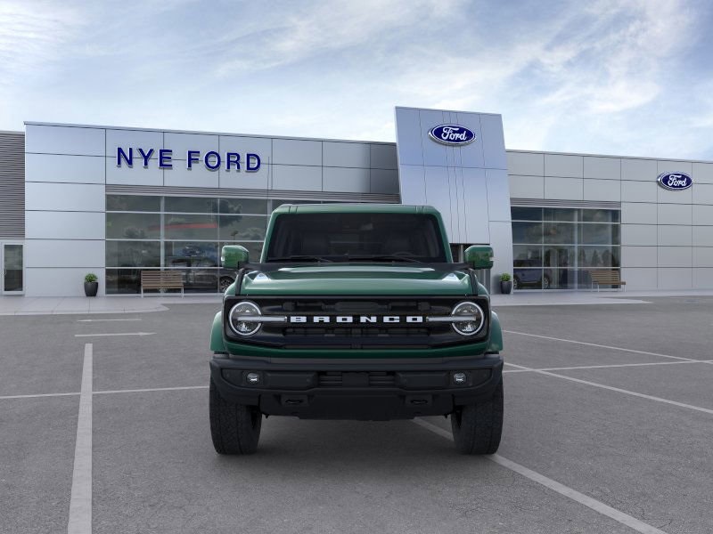 Vehicle image 4 of 25