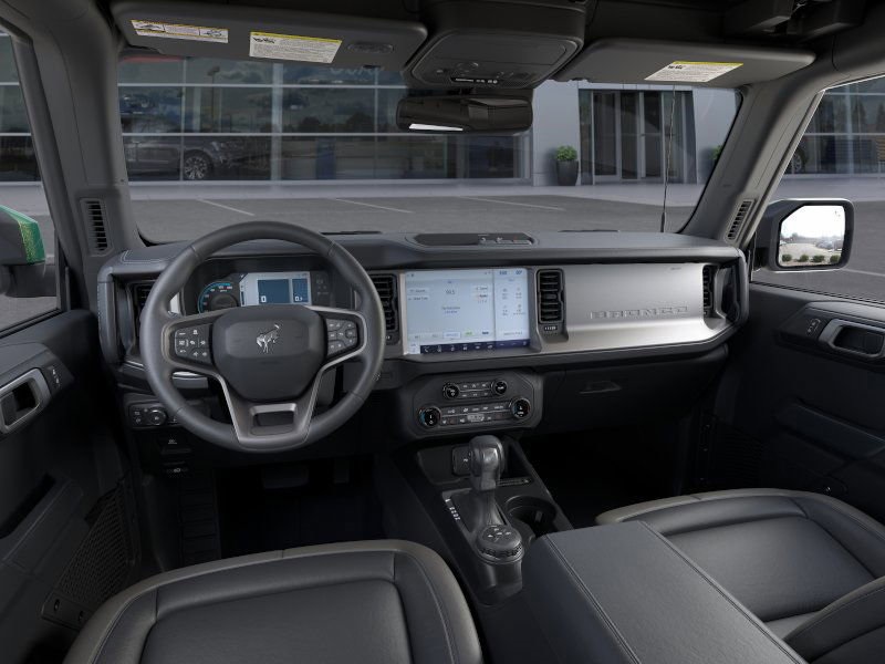 Vehicle image 9 of 25
