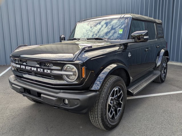 2025 Ford Bronco Outer Banks Image 1 of 28