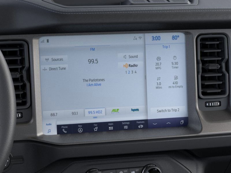 Vehicle image 15 of 25