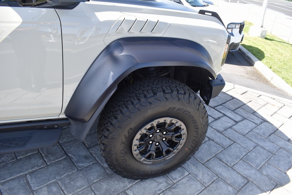 Vehicle image 6 of 27