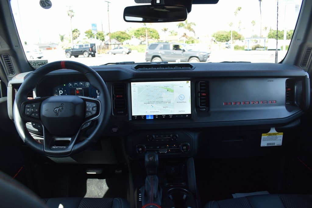 Vehicle image 16 of 27