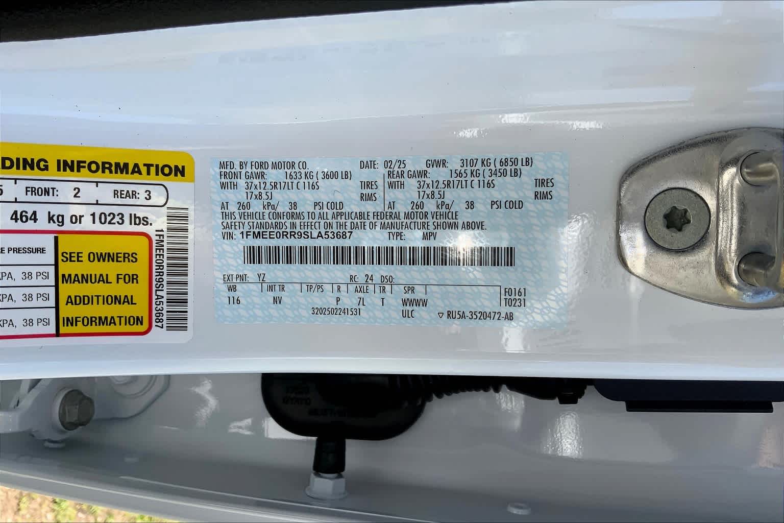 Vehicle image 16 of 17