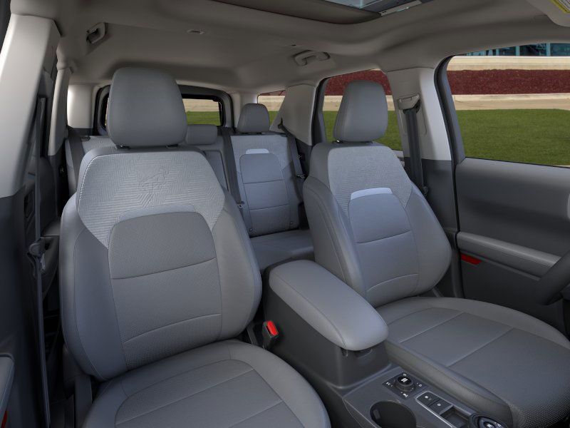 Vehicle image 10 of 23