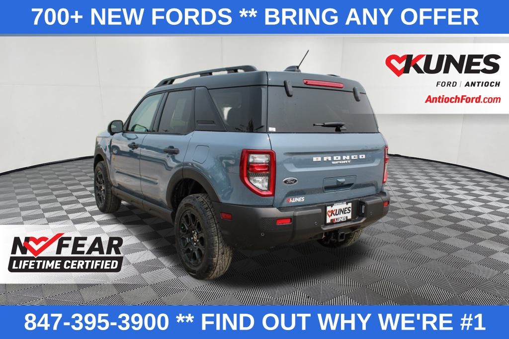 Vehicle image 8 of 48