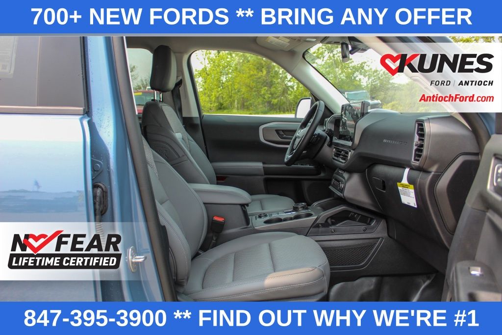 Vehicle image 18 of 48