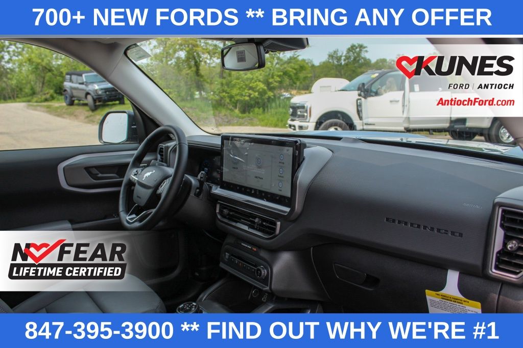 Vehicle image 16 of 48