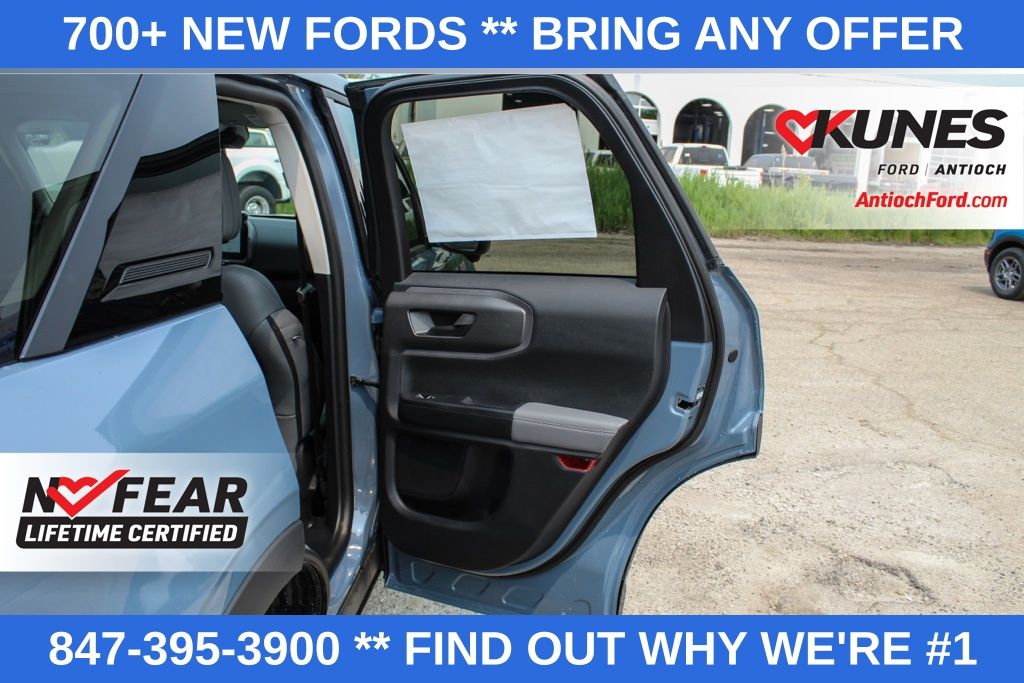 Vehicle image 20 of 48