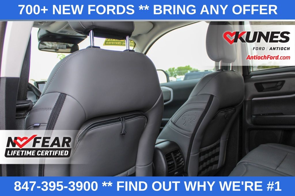 Vehicle image 27 of 48