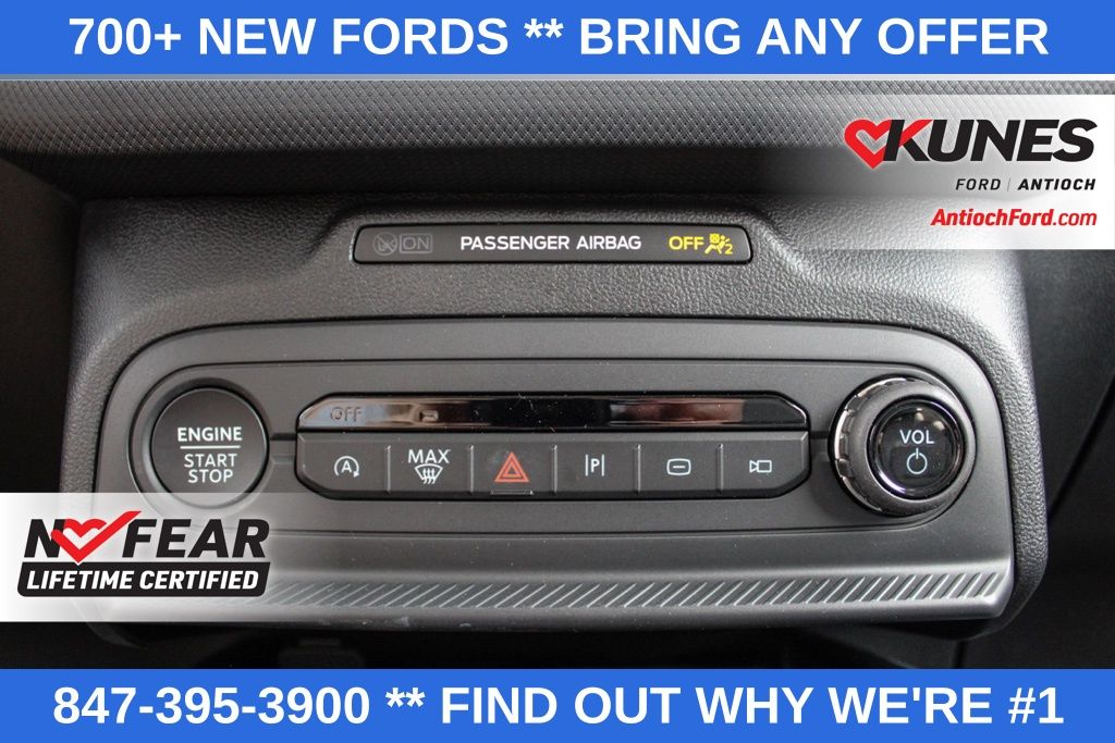 Vehicle image 44 of 48