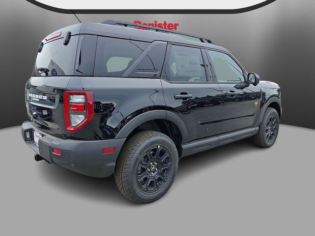 Vehicle image 3 of 14