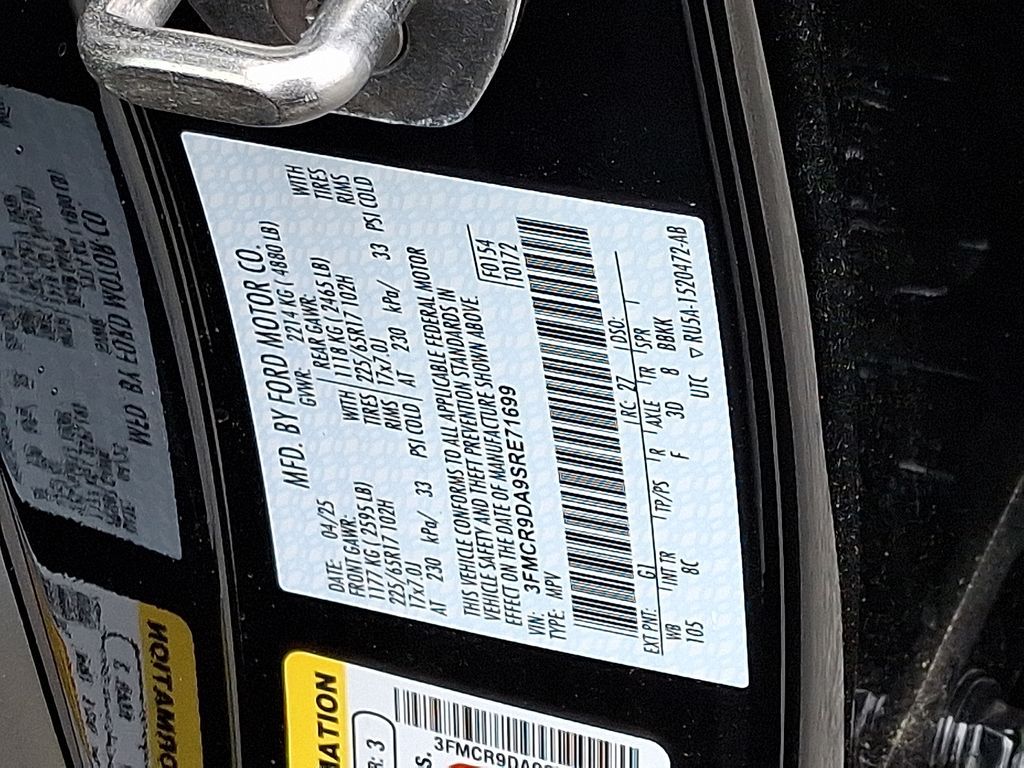 Vehicle image 11 of 14