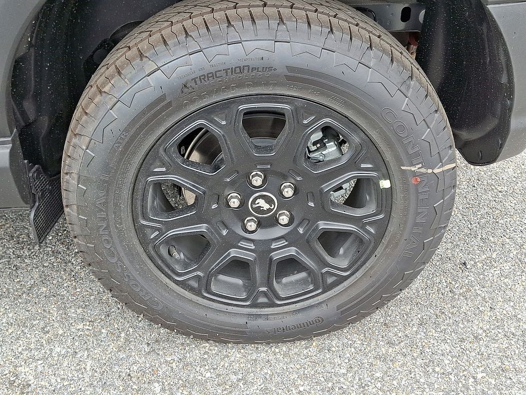 Vehicle image 5 of 14