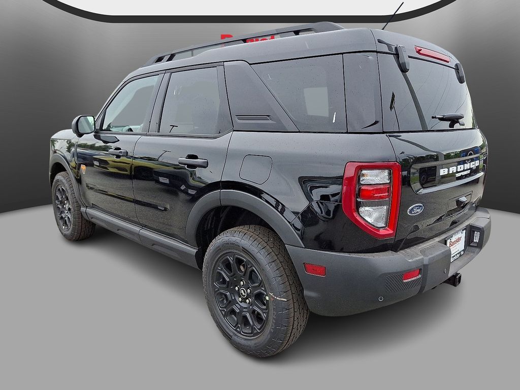 Vehicle image 4 of 14