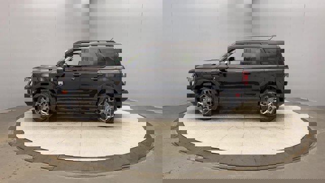 Vehicle image 9 of 24