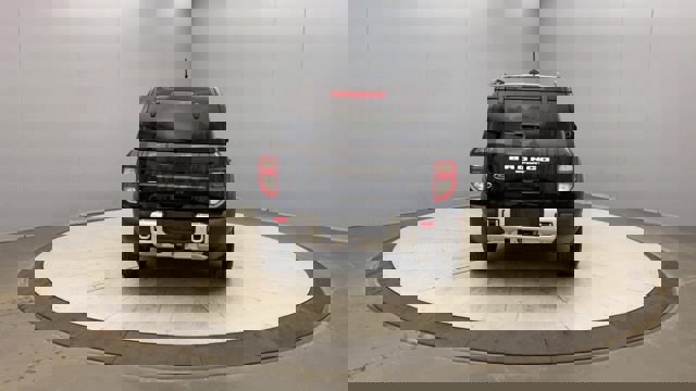 Vehicle image 7 of 24
