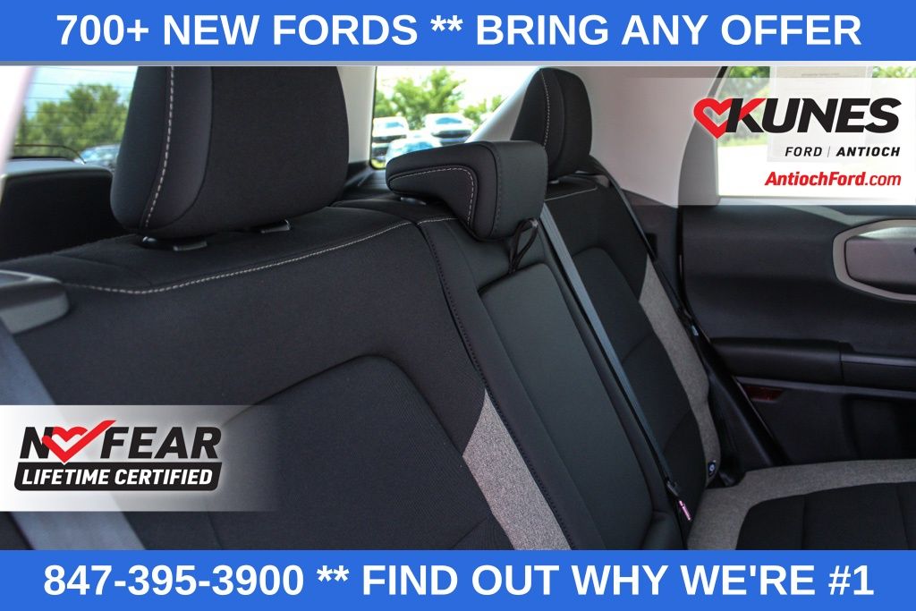 Vehicle image 11 of 45