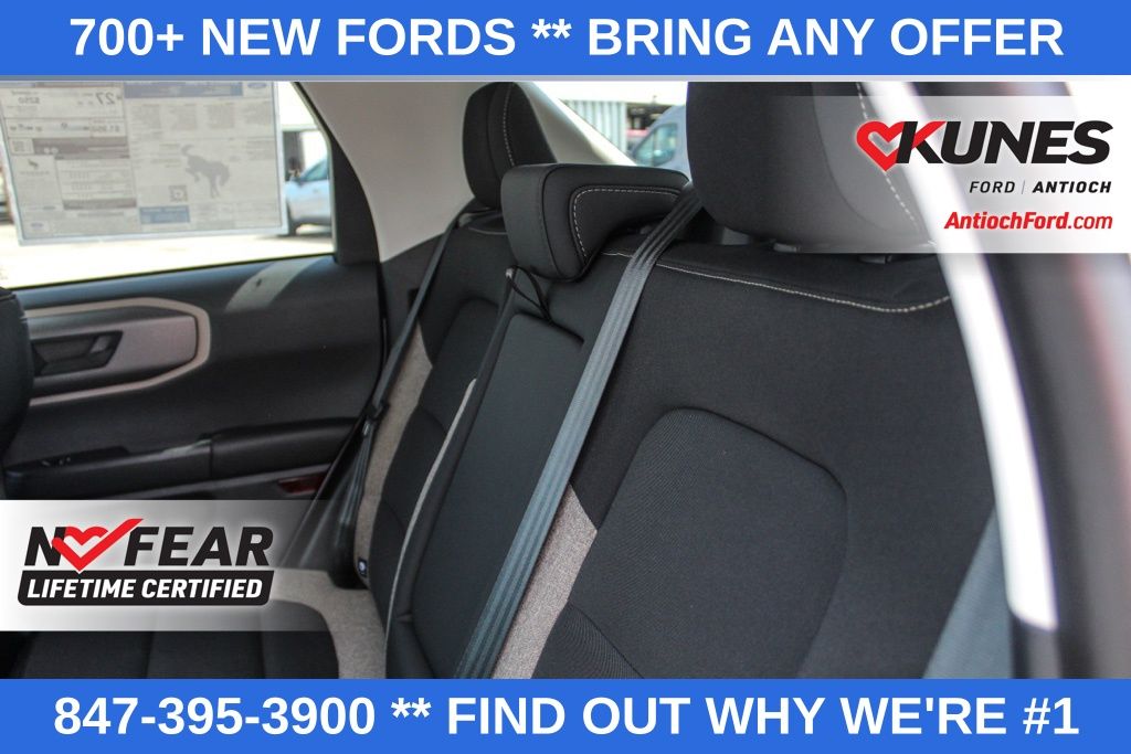 Vehicle image 16 of 45