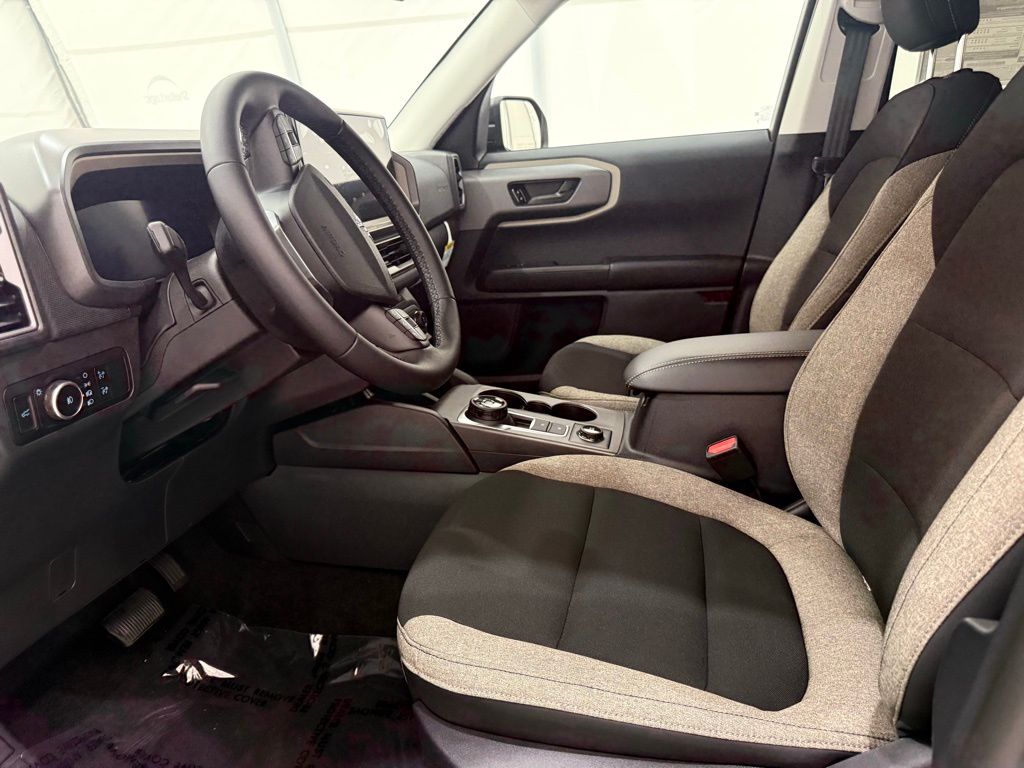 2025 Ford Bronco Sport Big Bend Image 15 of 39