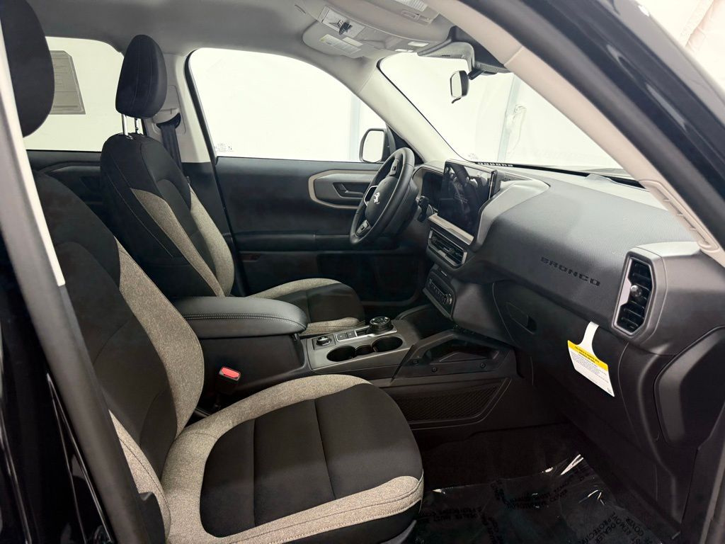 2025 Ford Bronco Sport Big Bend Image 16 of 39
