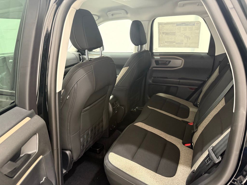 2025 Ford Bronco Sport Big Bend Image 14 of 39