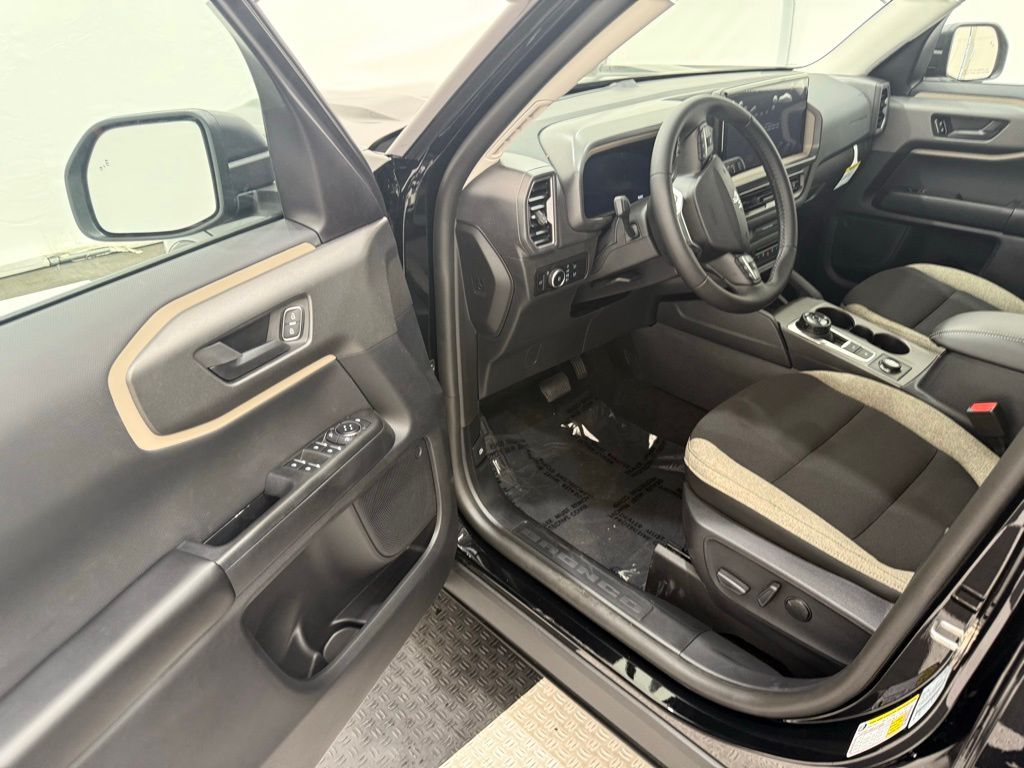 2025 Ford Bronco Sport Big Bend Image 18 of 39