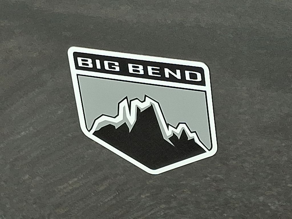 Vehicle image 9 of 13