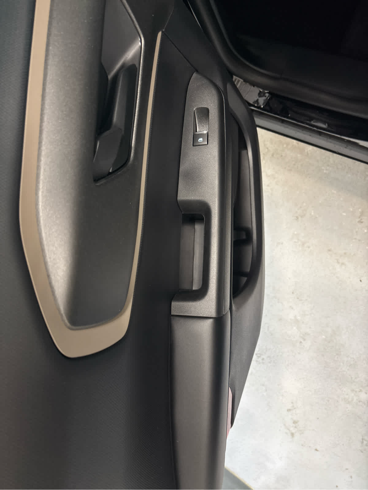 Vehicle image 19 of 29