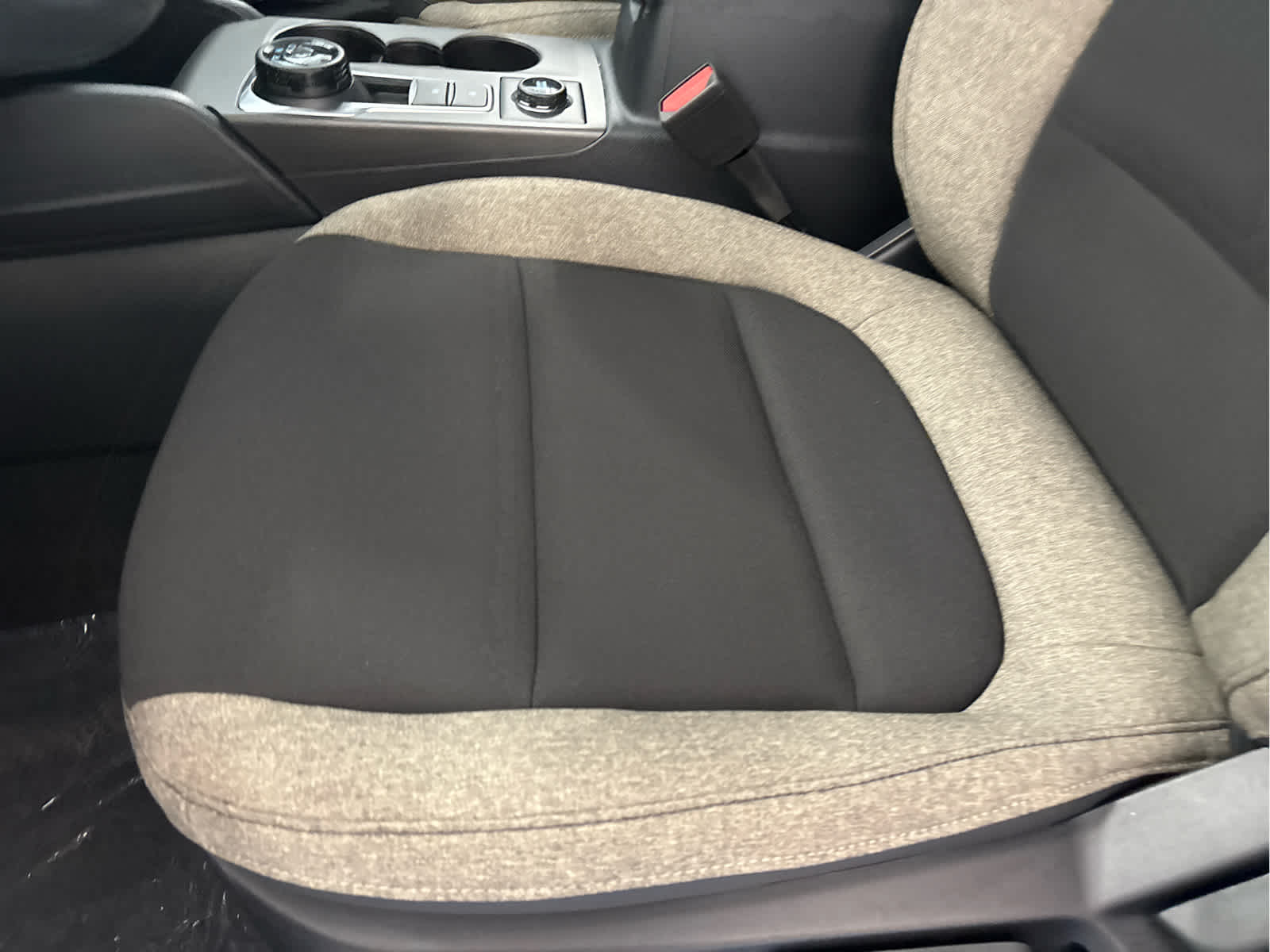 Vehicle image 16 of 29