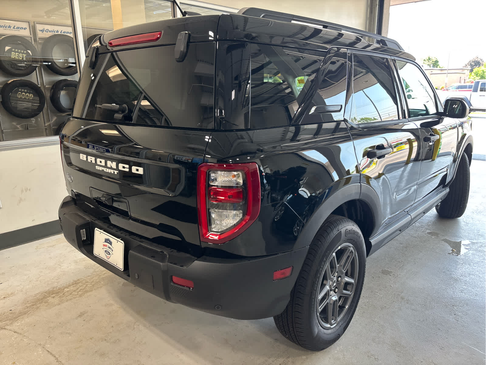 Vehicle image 4 of 29