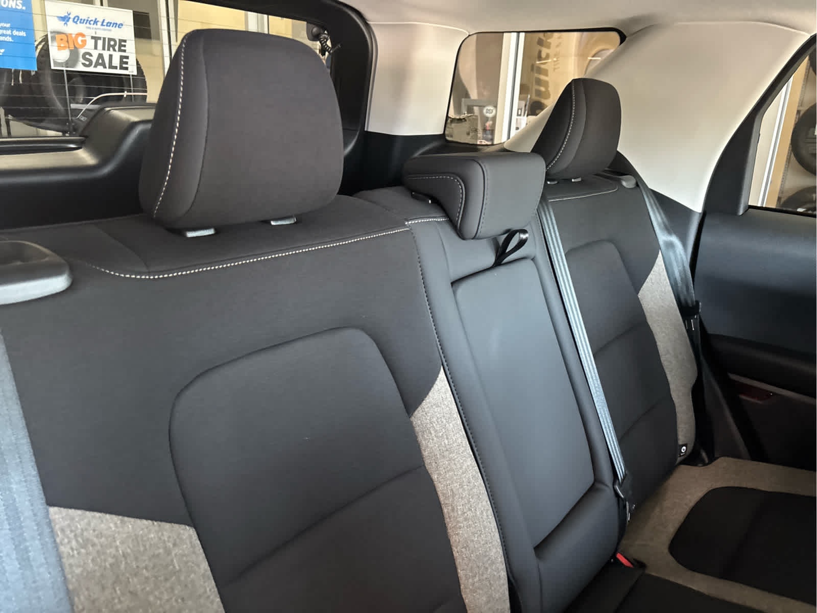 Vehicle image 24 of 29