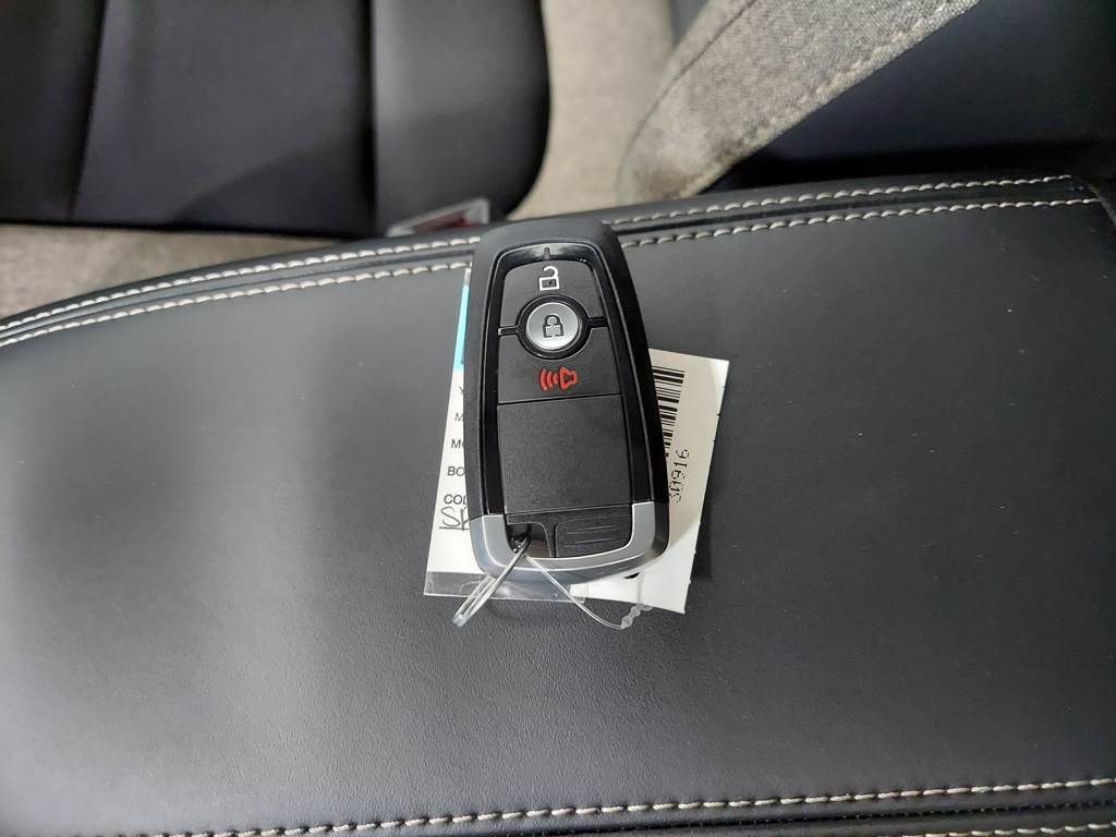Vehicle image 20 of 33