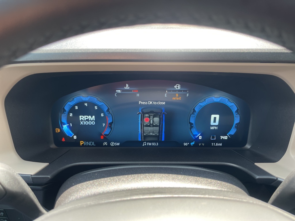 Vehicle image 20 of 40