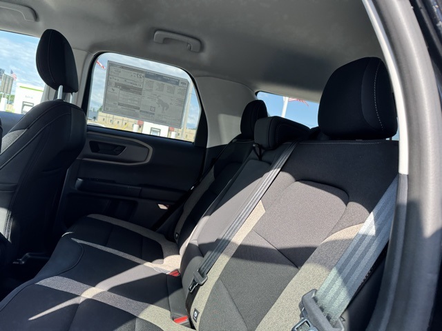 Vehicle image 8 of 34