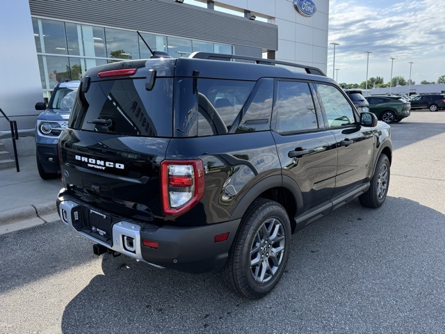 Vehicle image 5 of 34